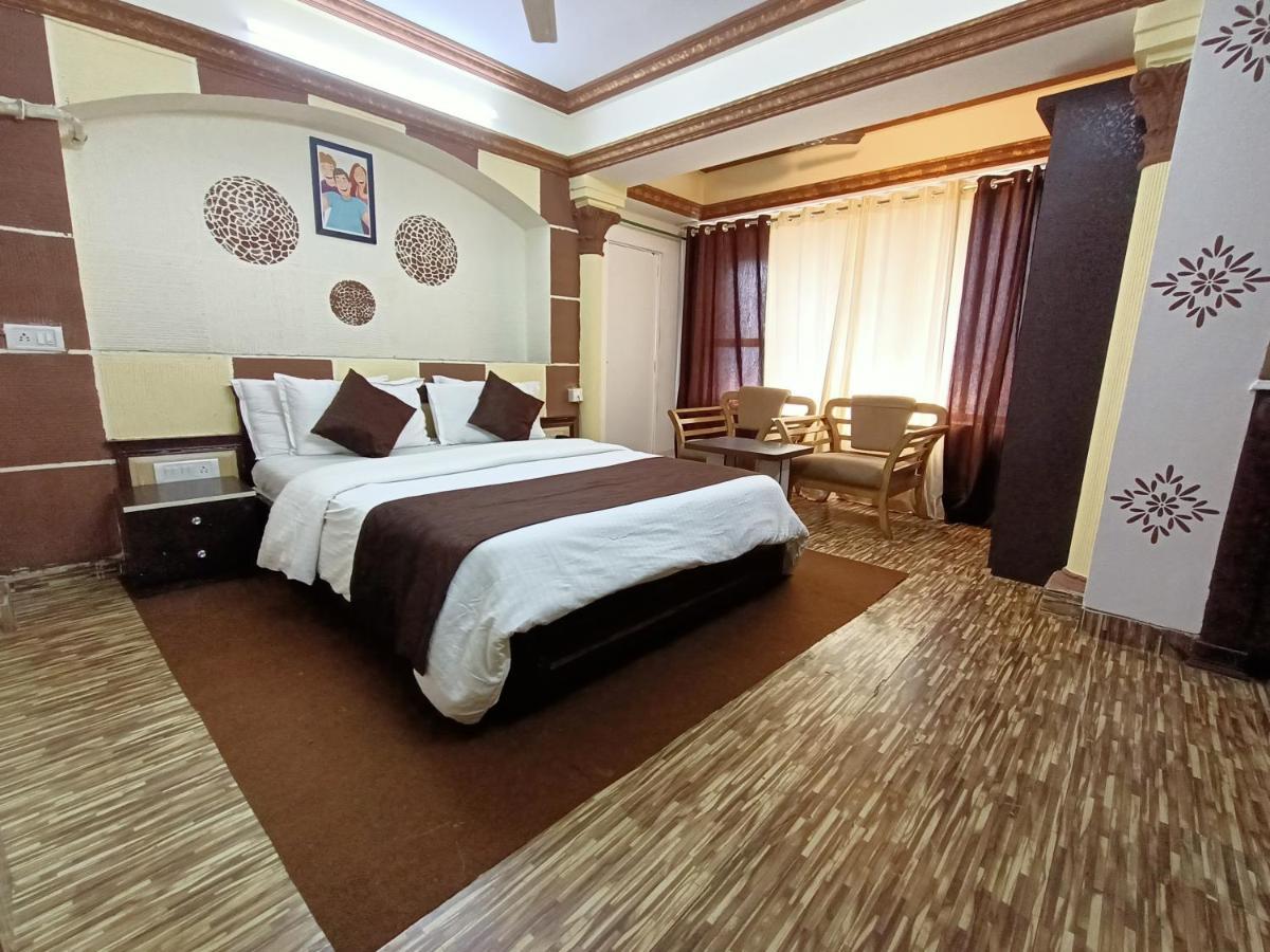 Kalpataru Hometel Мумбаи Экстерьер фото