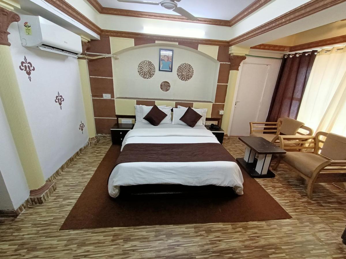 Kalpataru Hometel Мумбаи Экстерьер фото