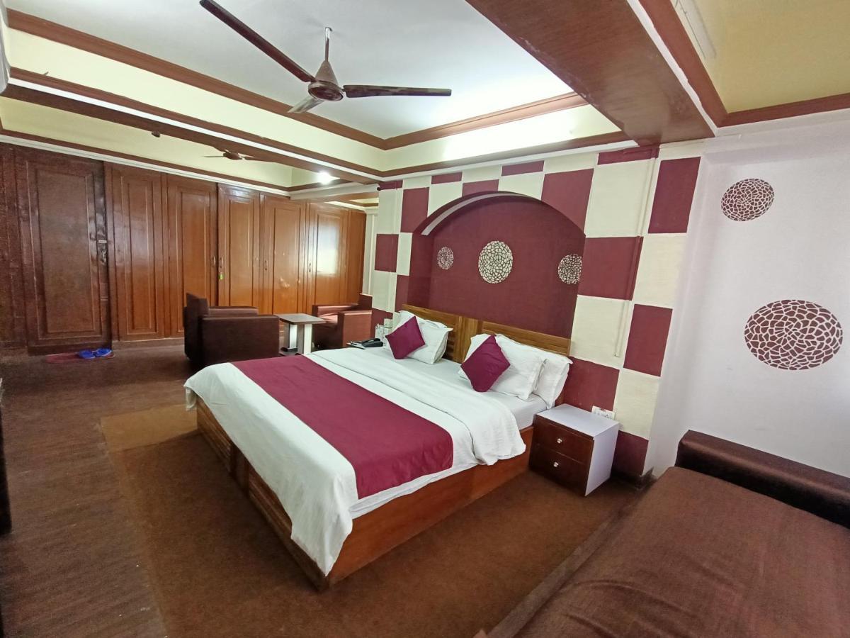 Kalpataru Hometel Мумбаи Экстерьер фото